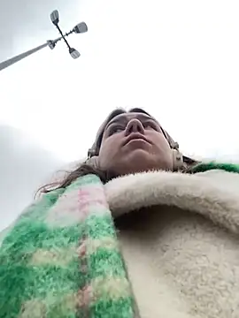 Snapshot of SuzieMurray chatting on 02.28.25 SuzieMurray online show from 02.28.25