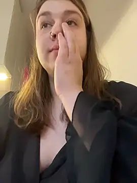 SuzieMurray online show from 12.17.25