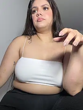 kimberlyhills1 online show from 03.07.25