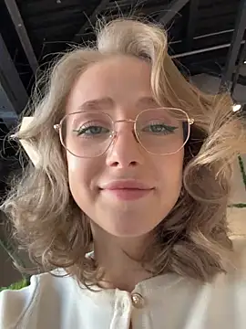 CaseyStar online show from 02.22.25