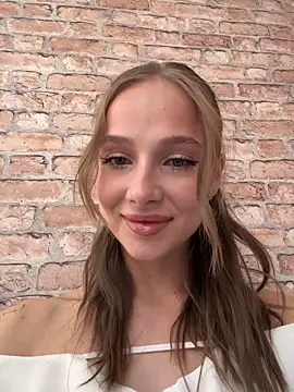 CaseyStar online show from 11.21.25