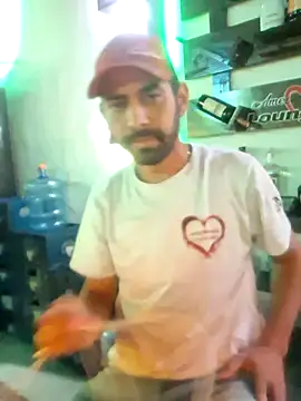 Snapshot of Alsaud1106 chatting on 03.05.25 Alsaud1106 online show from 03.05.25