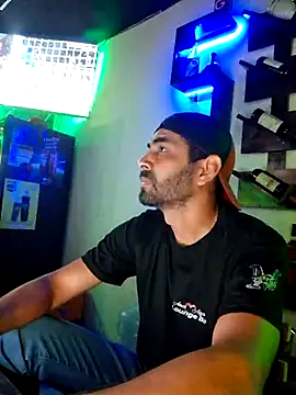 Snapshot of Alsaud1106 chatting on 03.19.25 Alsaud1106 online show from 03.19.25