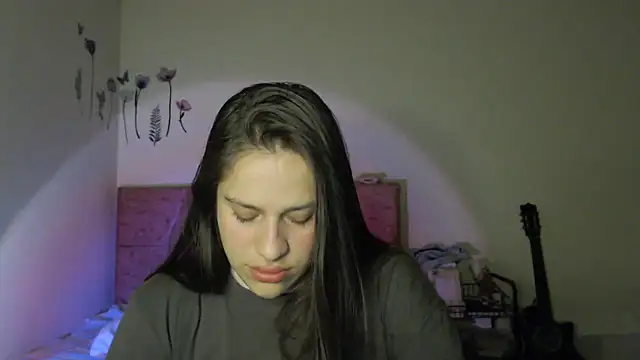 Snapshot of Serenity chatting on 11.09.25 Serenity online show from 11.09.25