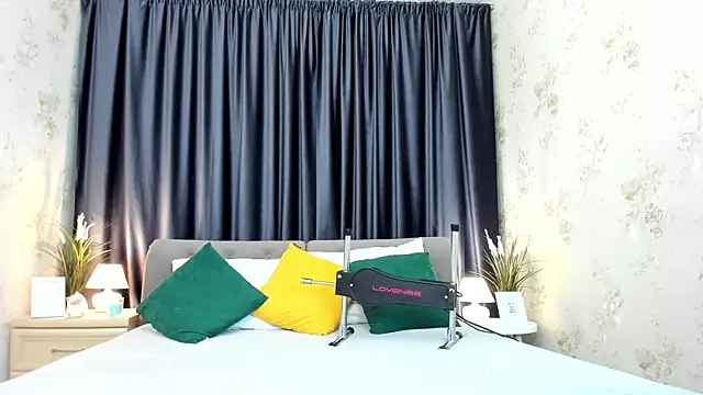 MelodyHudson online show from 12.05.24