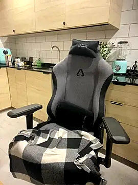 brazilianbbinuk online show from 09.08.25