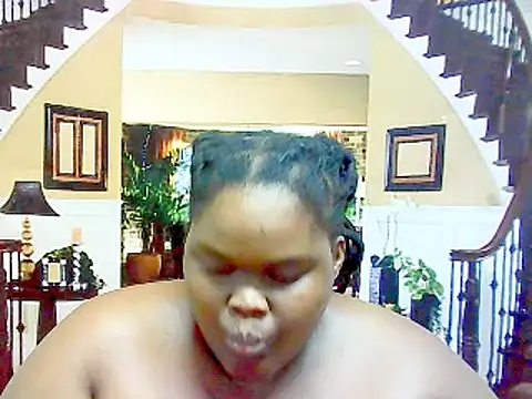 EbonyHotBuns online show from 02.20.25