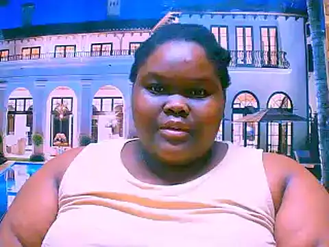 Snapshot of EbonyHotBuns chatting on 10.09.25 EbonyHotBuns online show from 10.09.25