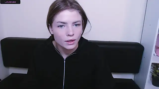 Snapshot of MissOliviaa_ chatting on 01.08.25 MissOliviaa  online show from 01.08.25