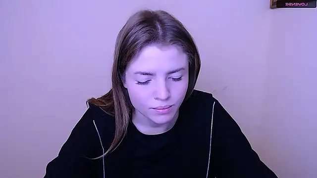 Snapshot of MissOliviaa_ chatting on 01.17.25 MissOliviaa  online show from 01.17.25