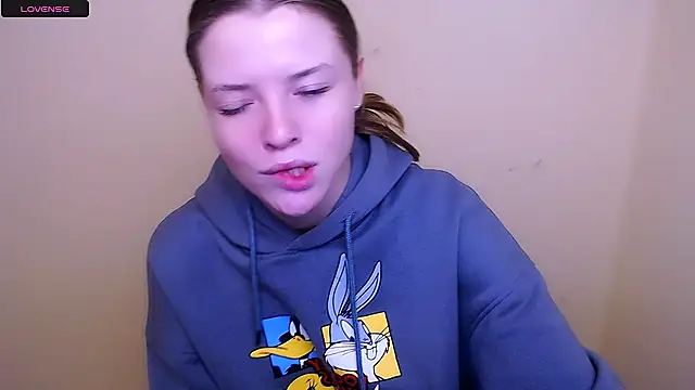 Snapshot of MissOliviaa_ chatting on 01.29.25 MissOliviaa  online show from 01.29.25