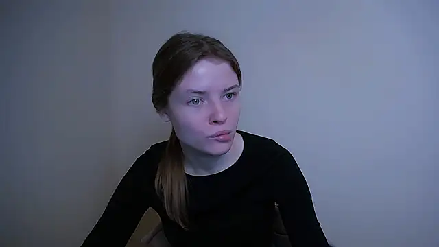 Snapshot of MissOliviaa_ chatting on 02.13.25 MissOliviaa  online show from 02.13.25