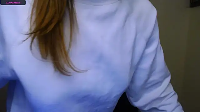 Snapshot of MissOliviaa_ chatting on 02.25.25 MissOliviaa  online show from 02.25.25