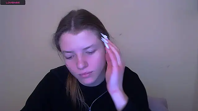 Snapshot of MissOliviaa_ chatting on 02.28.25 MissOliviaa  online show from 02.28.25