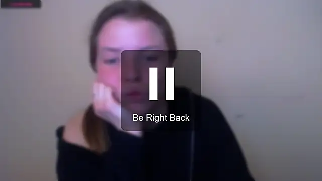 Snapshot of MissOliviaa_ chatting on 02.28.25 MissOliviaa  online show from 02.28.25