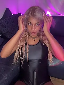 AlyssaHottv  online show from 01.08.25