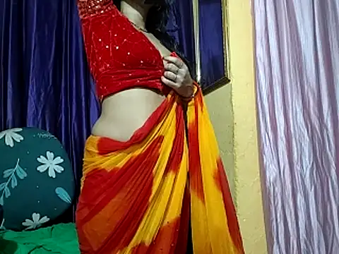 poojaxxx65 online show from 01.31.26