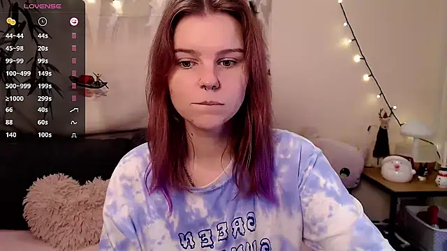 Snapshot of Moona_xx chatting on 01.01.25 Moona xx online show from 01.01.25