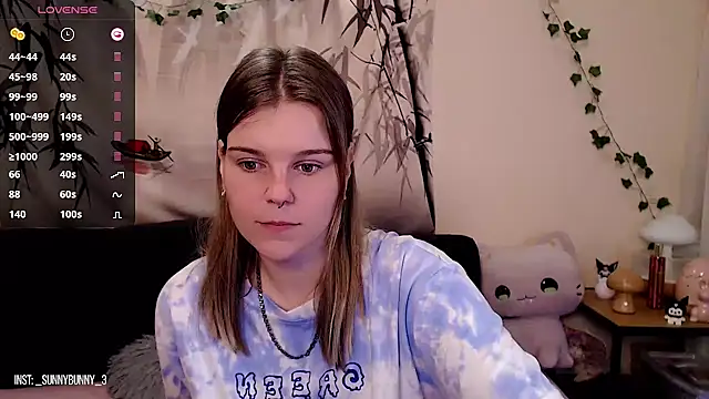 Snapshot of Moona_xx chatting on 03.08.25 Moona xx online show from 03.08.25