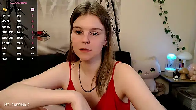 Snapshot of Moona_xx chatting on 03.09.25 Moona xx online show from 03.09.25