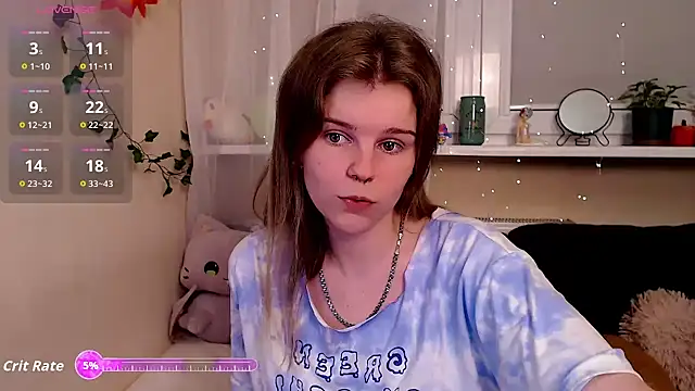 Snapshot of Moona_xx chatting on 09.17.25 Moona xx online show from 09.17.25