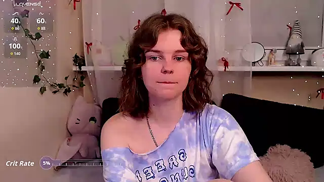 Snapshot of Moona_xx chatting on 02.28.26 Moona xx online show from 02.28.26