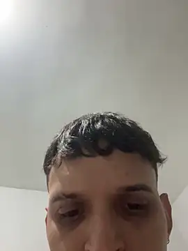 Snapshot of ArturoDelgado1 chatting on 03.18.25 ArturoDelgado1 online show from 03.18.25