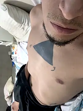 Snapshot of ArturoDelgado1 chatting on 11.12.25 ArturoDelgado1 online show from 11.12.25