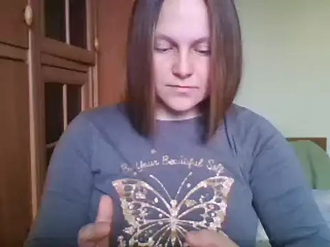 Evasapples online show from 02.15.25