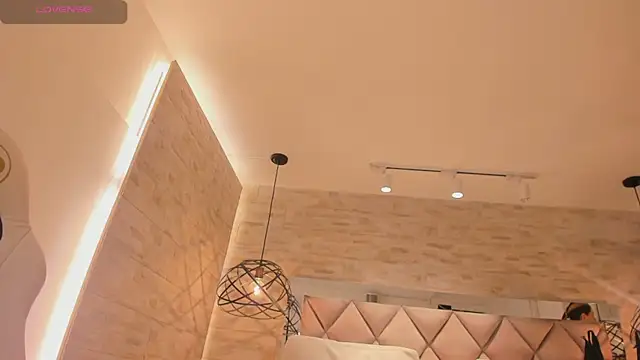 dorothy vegga online show from 03.05.25