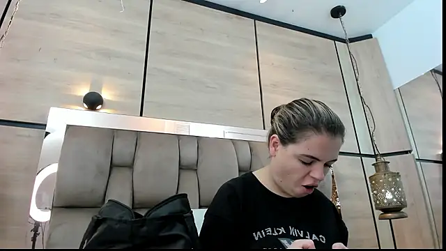 dorothy vegga online show from 02.23.26