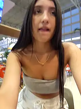 Snapshot of Matilda_russoo chatting on 01.25.25 Matilda russoo online show from 01.25.25