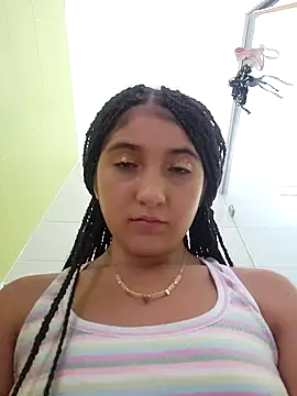 Snapshot of Matilda_russoo chatting on 02.02.25 Matilda russoo online show from 02.02.25