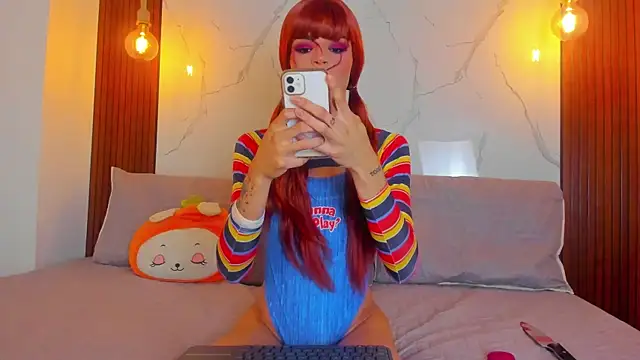 Snapshot of Realbadbxtch chatting on 10.11.25 Realbadbxtch online show from 10.11.25