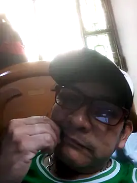 ardiente47 online show from 10.20.25