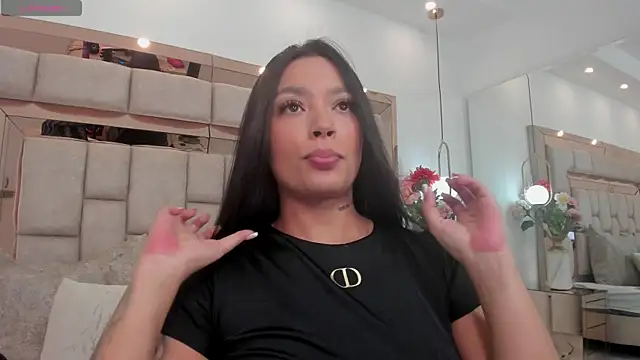 Snapshot of emma_carterr1 chatting on 10.02.25 emma carterr1 online show from 10.02.25