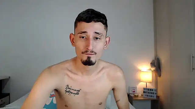 Snapshot of enzo_0814 chatting on 01.07.25 enzo 0814 online show from 01.07.25