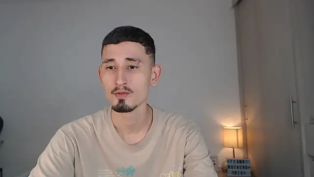 Snapshot of enzo_0814 chatting on 01.29.25 enzo 0814 online show from 01.29.25