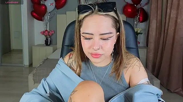 baby  kim online show from 10.02.25