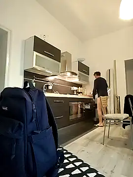 Snapshot of Coolandgang chatting on 12.06.24 Coolandgang online show from 12.06.24