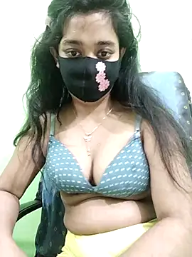 Snapshot of Tapur- chatting on 02.23.25 Tapur- online show from 02.23.25