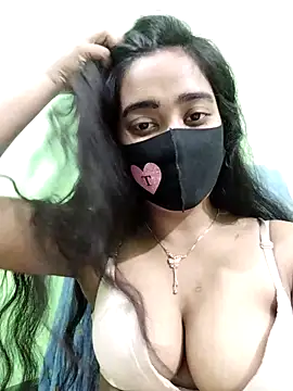 Snapshot of Tapur- chatting on 02.23.25 Tapur- online show from 02.23.25