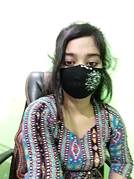 Snapshot of Tapur- chatting on 03.21.25 Tapur- online show from 03.21.25