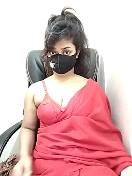 Snapshot of Tapur- chatting on 09.14.25 Tapur- online show from 09.14.25