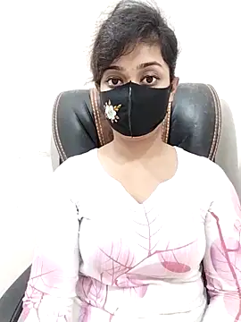 Snapshot of Tapur- chatting on 09.25.25 Tapur- online show from 09.25.25