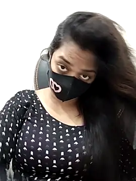 Snapshot of Tapur- chatting on 09.28.25 Tapur- online show from 09.28.25