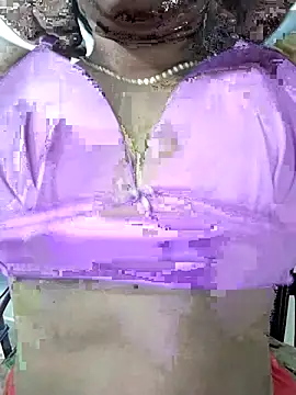 Snapshot of Tapur- chatting on 10.03.25 Tapur- online show from 10.03.25