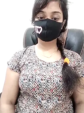 Snapshot of Tapur- chatting on 10.04.25 Tapur- online show from 10.04.25