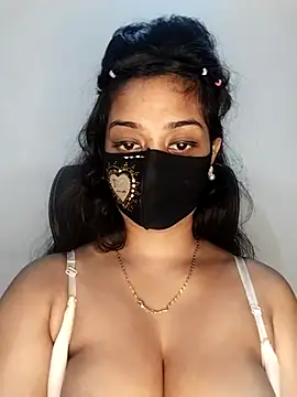 Snapshot of Tapur- chatting on 10.10.25 Tapur- online show from 10.10.25