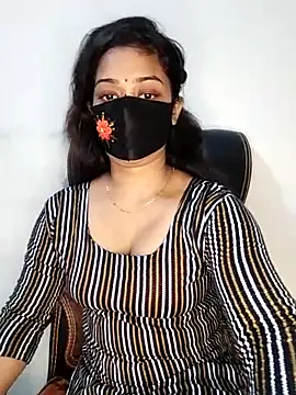 Snapshot of Tapur- chatting on 10.20.25 Tapur- online show from 10.20.25